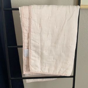 Restoration Hardware Crib Blanket (like new)